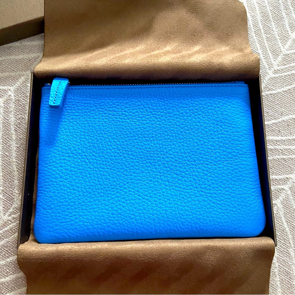 New Leatherology Azure Small Leather Pouch NWB